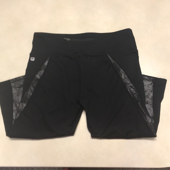 Fabletics Navassa Crop - Picture 4 of 7